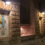 Palazzo Natalini 2* Trevi