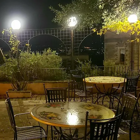 Palazzo Natalini 2* Trevi