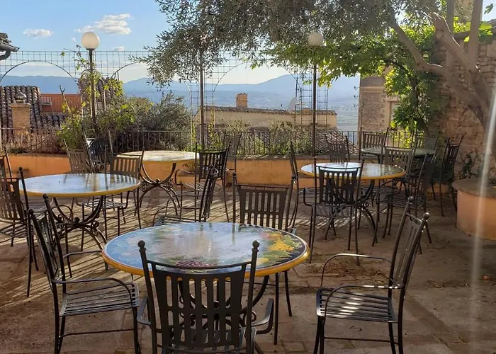 Palazzo Natalini Trevi