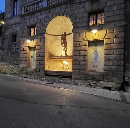 Palazzo Natalini Trevi